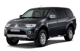  Mitsubishi Pajero Sport SUV