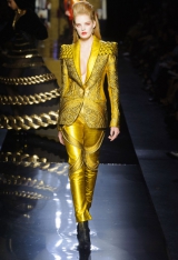 -    ready-to-wear