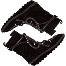  :  Balenciaga