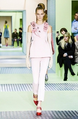   Prada     