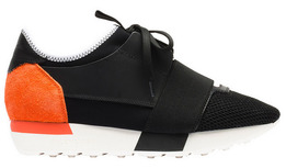  :  Balenciaga