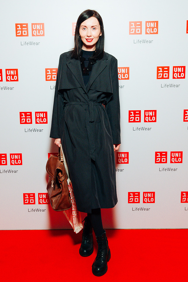      Uniqlo    