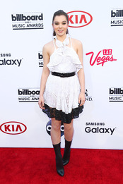    Givenchy   Billboard Music Awards  -