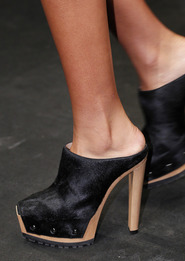    Vera Wang