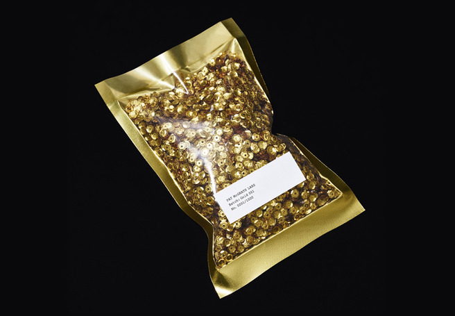   ,   Gold 001