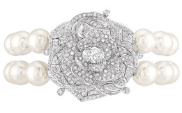 Camlia Solaire     Chanel