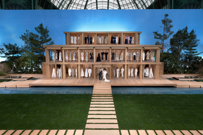      Chanel   