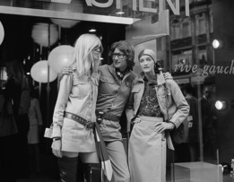   Yves Saint Laurent  - Resee