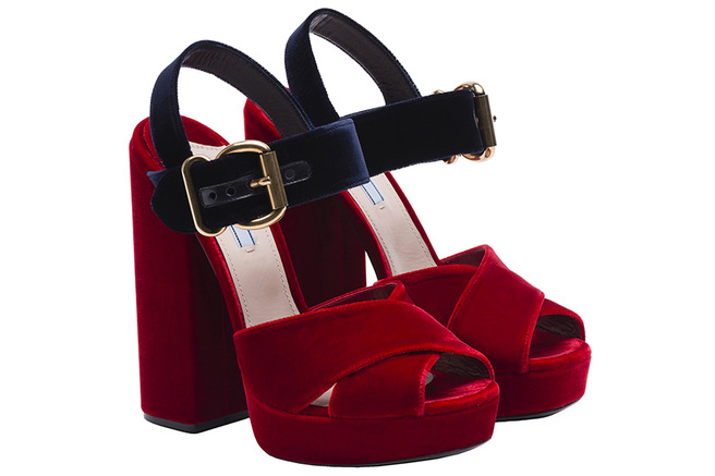  :   Prada