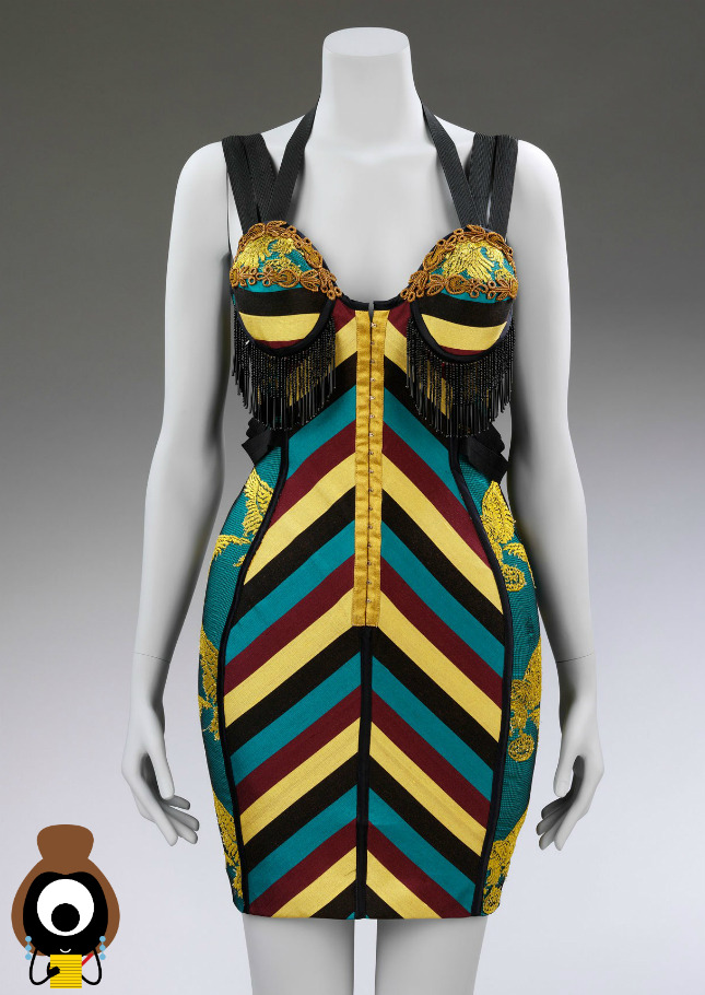 "Undressed": The Victoria And Albert Museums Brief Encounters