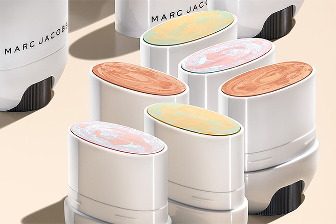  : - Marc Jacobs Beauty Cover(t)