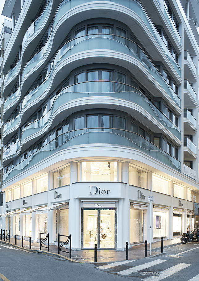   Dior  