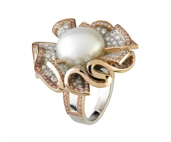 ������ Audrey