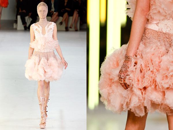 Alexander McQueen весна-лето 2012 Alexander McQueen весна-лето 2012