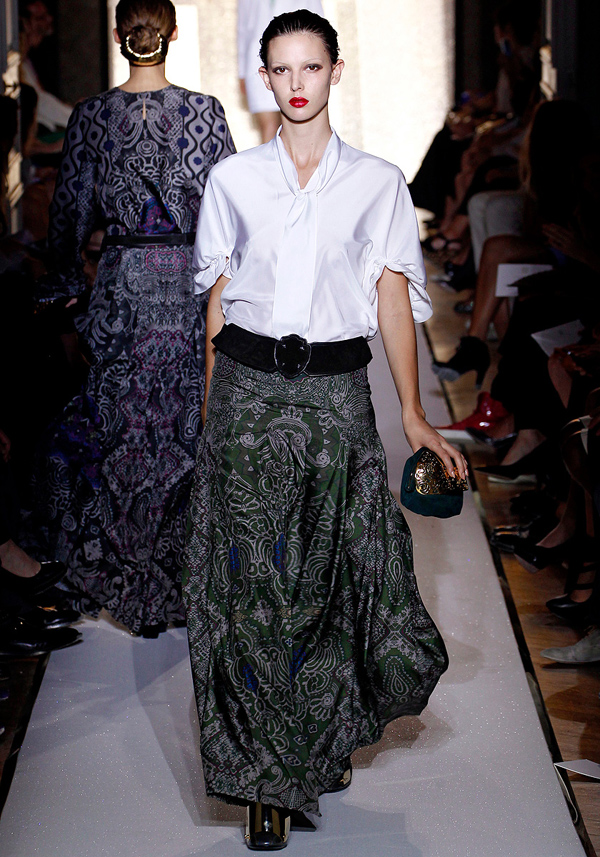 Yves Saint Laurent весна-лето 2012 Yves Saint Laurent весна-лето 2012
