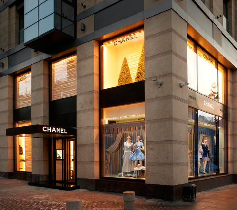  Chanel   -