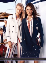   c Tommy Hilfiger