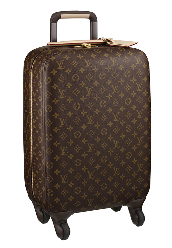  :  Louis Vuitton TR4