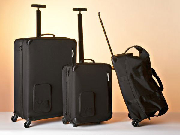 Коллекция сумок и чемоданов Y-3