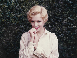     Love, Marilyn