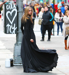       DKNY  -