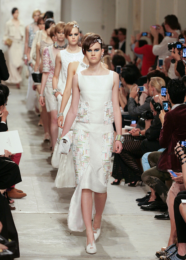      Chanel  