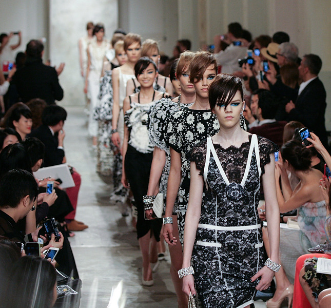      Chanel  