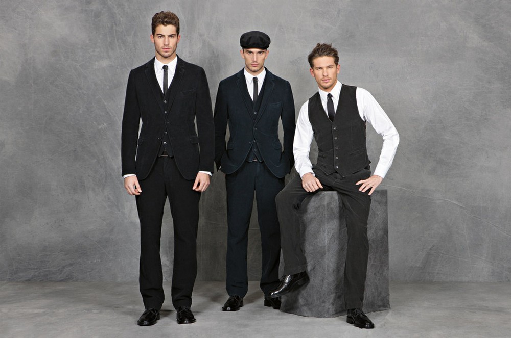 Костюмы Dolce Gabbana
