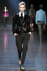 Модные вязаные шапки 2011