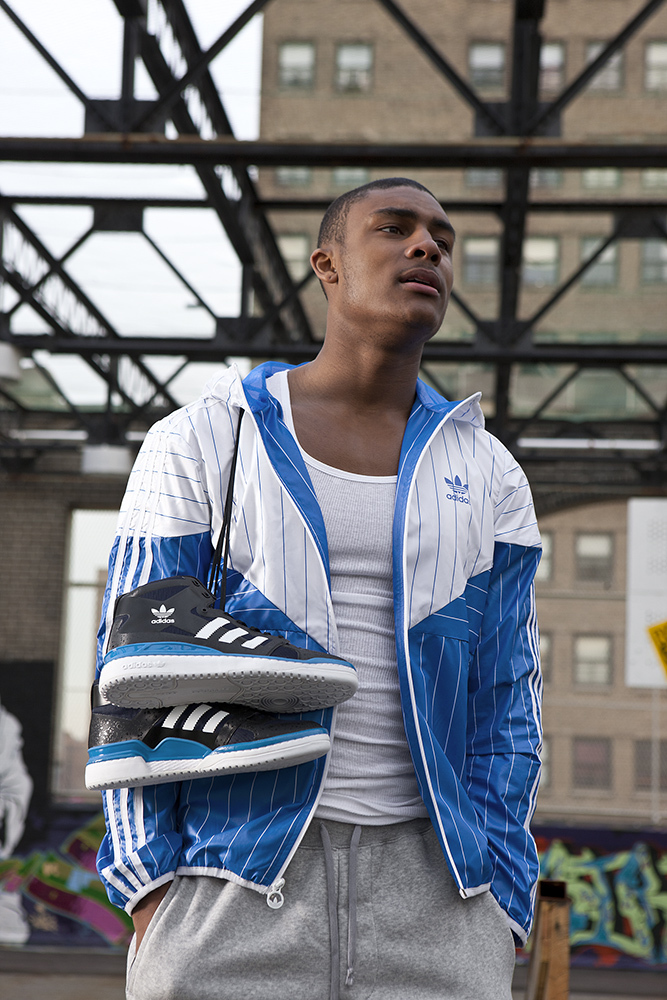 Adidas парень
